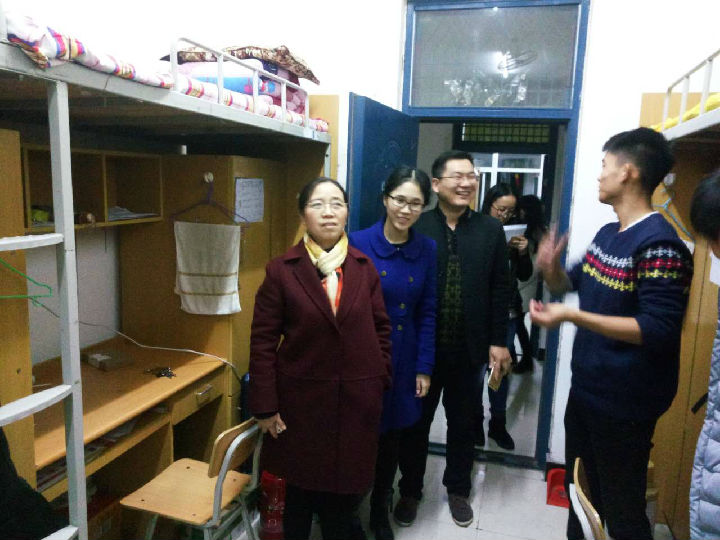 查寝8.jpg